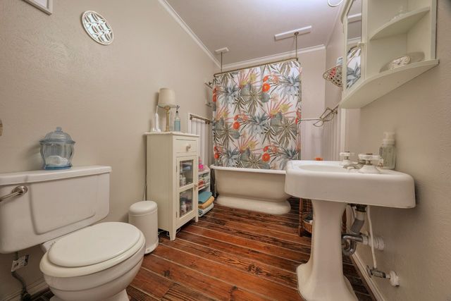 9875 Old Bridge Road, Terrell, TX 75160