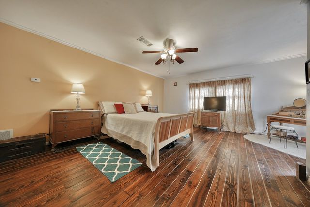 9875 Old Bridge Road, Terrell, TX 75160