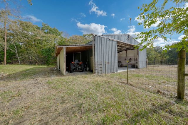 9875 Old Bridge Road, Terrell, TX 75160