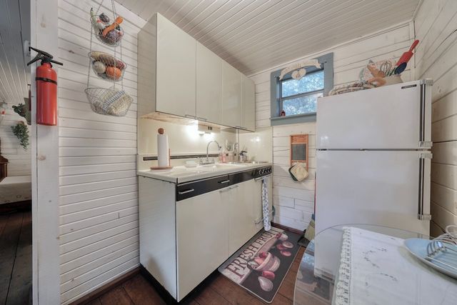 9875 Old Bridge Road, Terrell, TX 75160