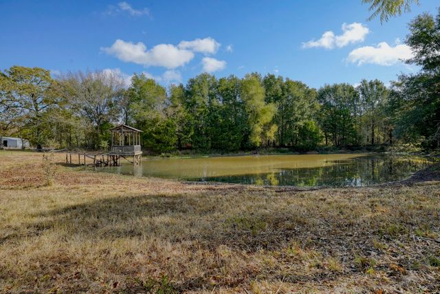 9875 Old Bridge Road, Terrell, TX 75160