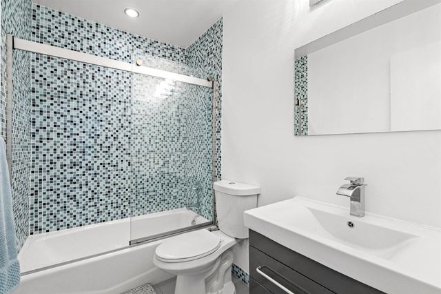 2361 SW 70th Avenue 47, Davie, FL 33317