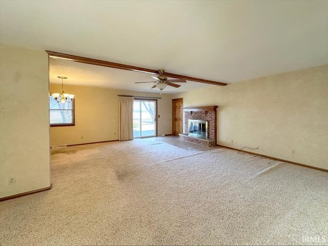 904 N HICKORY Lane, Kokomo, IN 46902