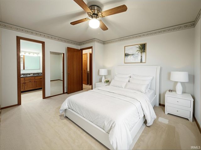 904 N HICKORY Lane, Kokomo, IN 46902