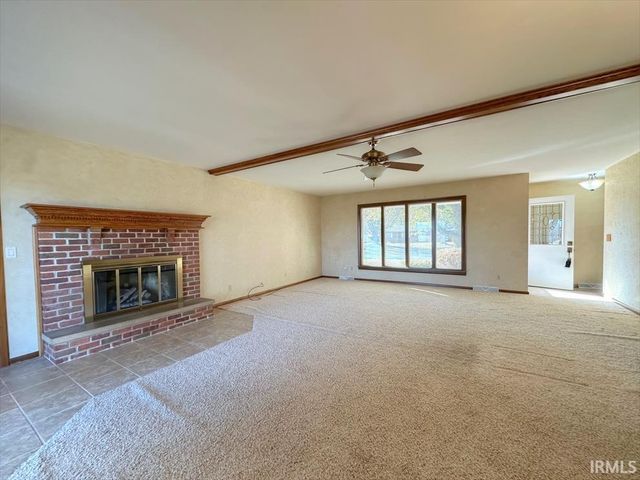 904 N HICKORY Lane, Kokomo, IN 46902