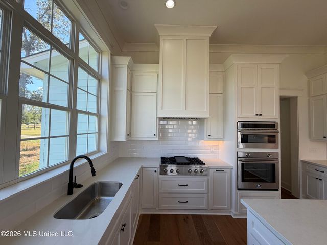 913 Bald Eagle Drive, Brandon, MS 39047