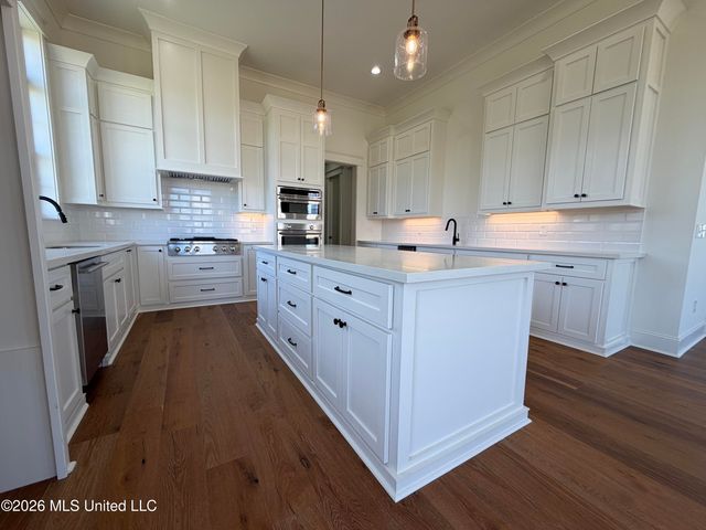 913 Bald Eagle Drive, Brandon, MS 39047