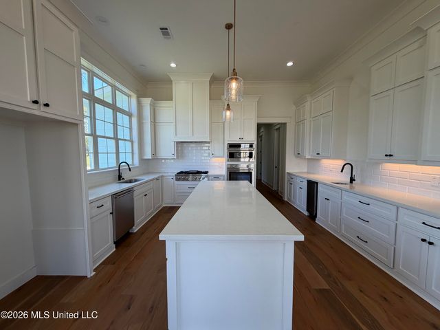913 Bald Eagle Drive, Brandon, MS 39047