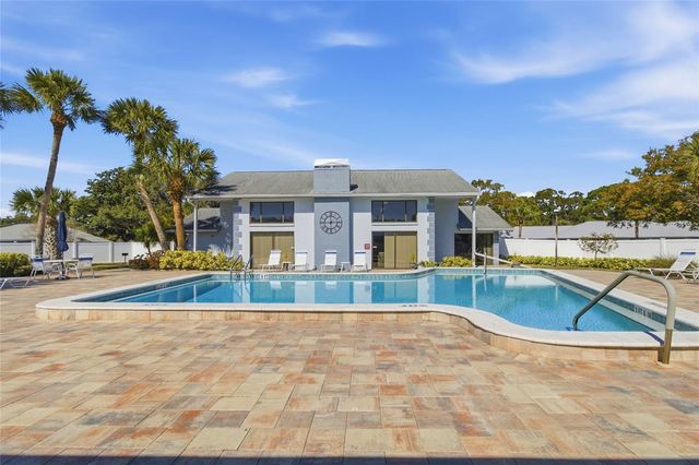 2701 COUNTRYSIDE BOULEVARD 102, Clearwater, FL 33761