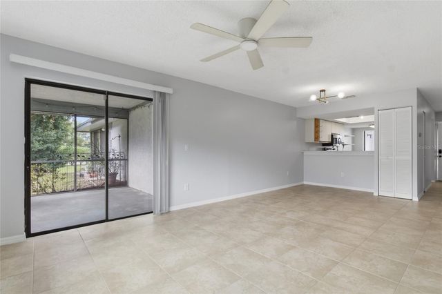 2701 COUNTRYSIDE BOULEVARD 102, Clearwater, FL 33761