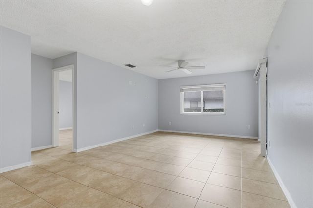 2701 COUNTRYSIDE BOULEVARD 102, Clearwater, FL 33761