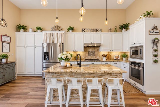950 Brownie Way, Beaumont, CA 92223