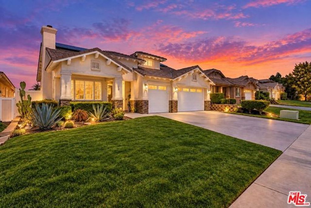 950 Brownie Way, Beaumont, CA 92223