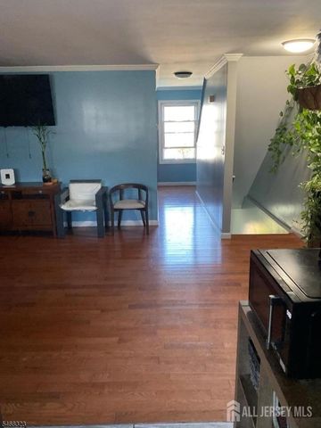 184 Redmond Street, New Brunswick, NJ 08901