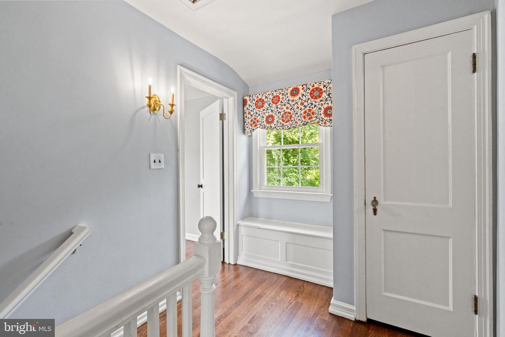 Image 18 of property listing at 10208 EDGEWOOD AVE, Silver Spring, MD 20901