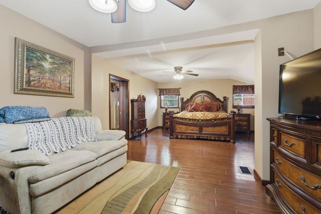 4449 Washington Rd, Greenbrier, TN 37073