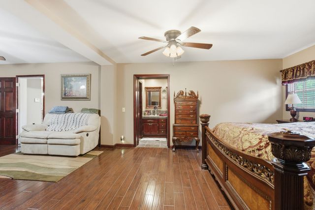 4449 Washington Rd, Greenbrier, TN 37073