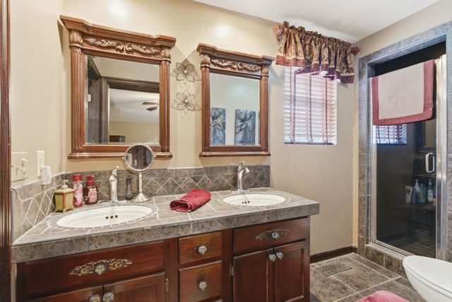 4449 Washington Rd, Greenbrier, TN 37073