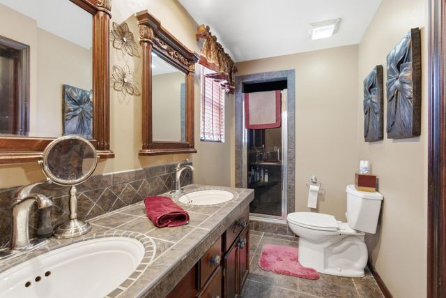 4449 Washington Rd, Greenbrier, TN 37073