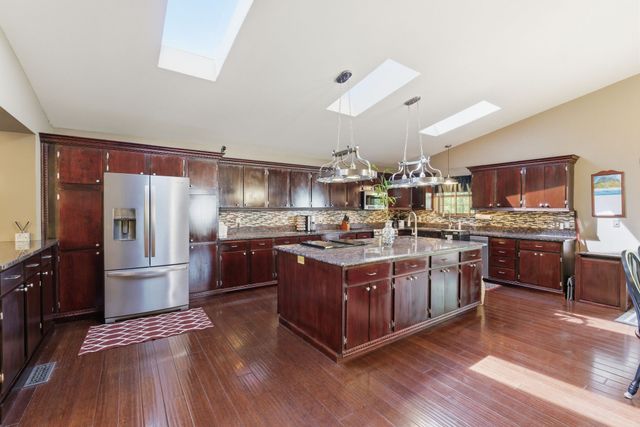 4449 Washington Rd, Greenbrier, TN 37073