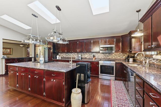 4449 Washington Rd, Greenbrier, TN 37073