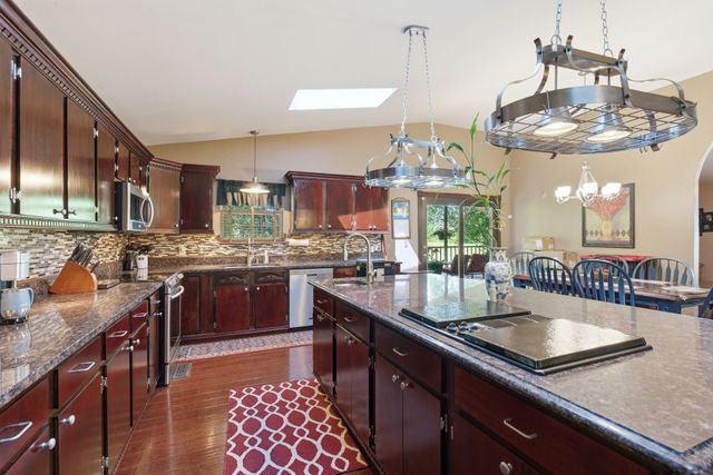 4449 Washington Rd, Greenbrier, TN 37073
