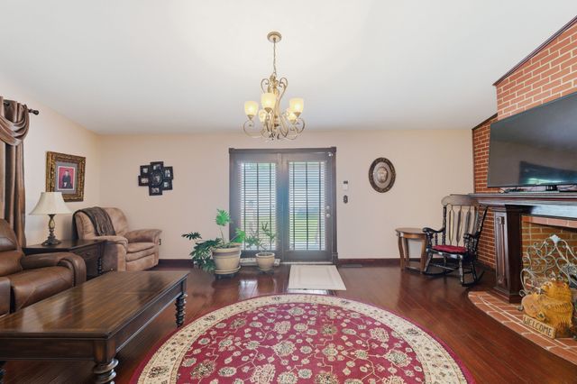 4449 Washington Rd, Greenbrier, TN 37073