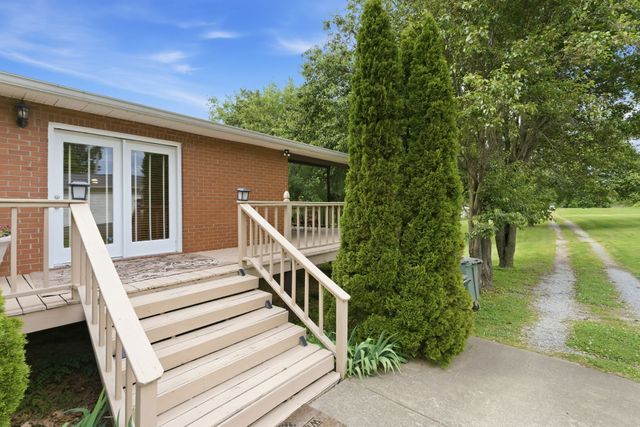 4449 Washington Rd, Greenbrier, TN 37073