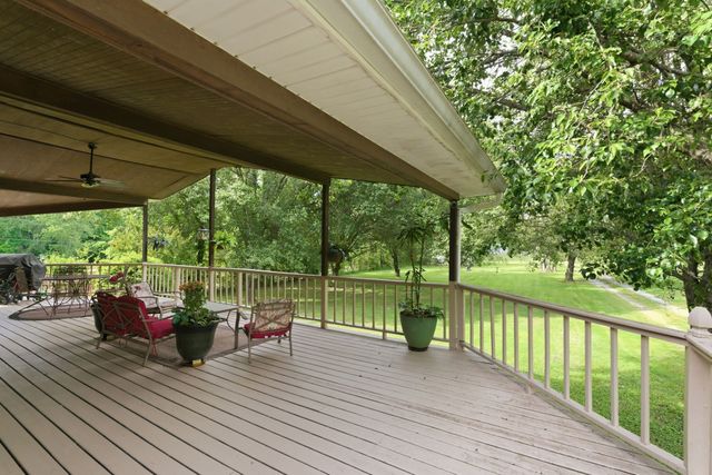 4449 Washington Rd, Greenbrier, TN 37073