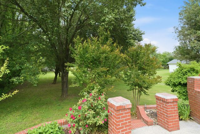 4449 Washington Rd, Greenbrier, TN 37073