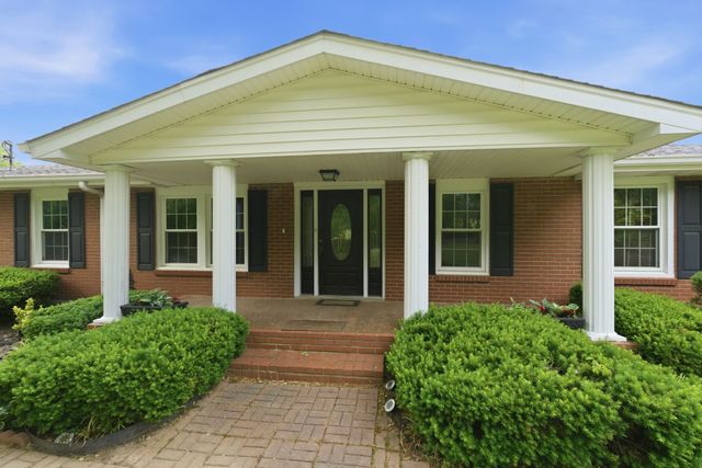 4449 Washington Rd, Greenbrier, TN 37073