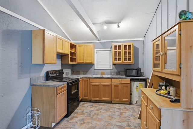 4449 Washington Rd, Greenbrier, TN 37073