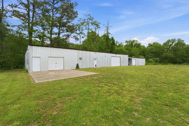 4449 Washington Rd, Greenbrier, TN 37073