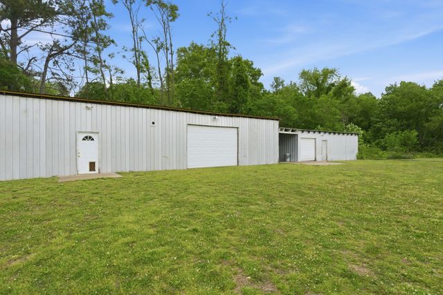 4449 Washington Rd, Greenbrier, TN 37073