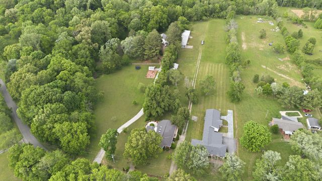 4449 Washington Rd, Greenbrier, TN 37073