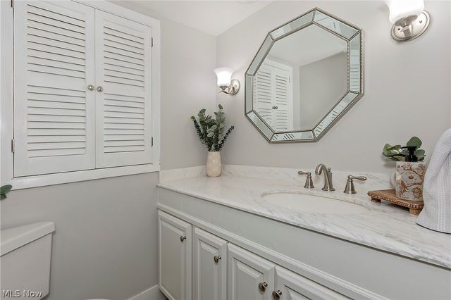 694 Simich Drive, Seven Hills, OH 44131