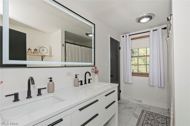 694 Simich Drive, Seven Hills, OH 44131