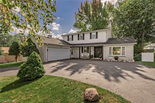 694 Simich Drive, Seven Hills, OH 44131