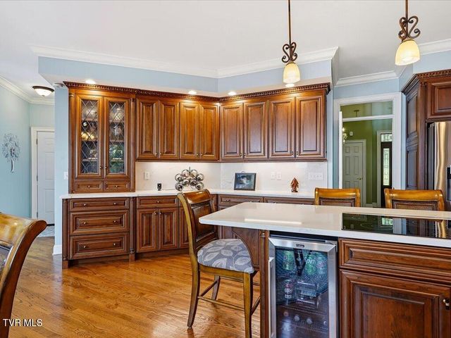 1881 Pointe Drive, Talbott, TN 37877