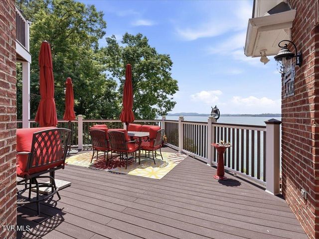 1881 Pointe Drive, Talbott, TN 37877
