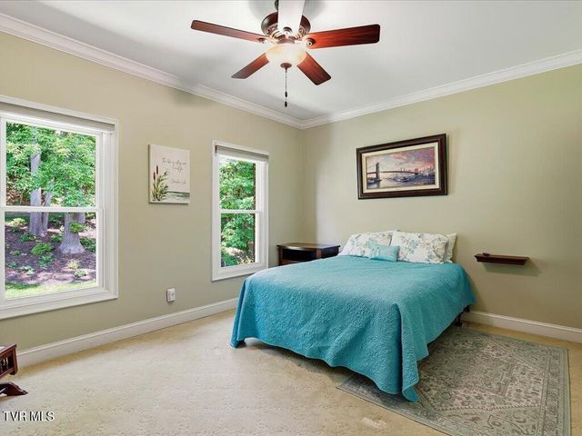 1881 Pointe Drive, Talbott, TN 37877