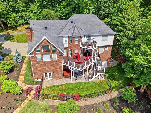 1881 Pointe Drive, Talbott, TN 37877