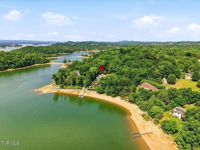 1881 Pointe Drive, Talbott, TN 37877