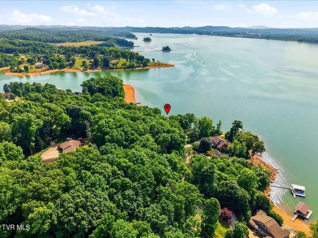 1881 Pointe Drive, Talbott, TN 37877
