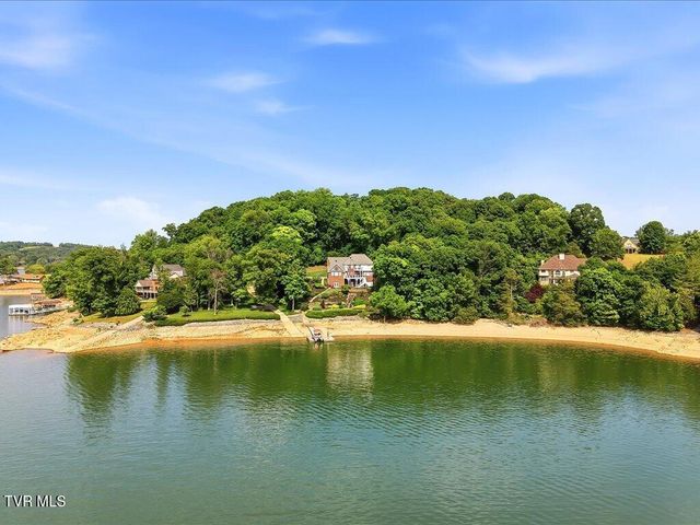 1881 Pointe Drive, Talbott, TN 37877