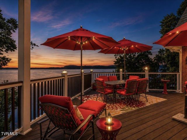 1881 Pointe Drive, Talbott, TN 37877
