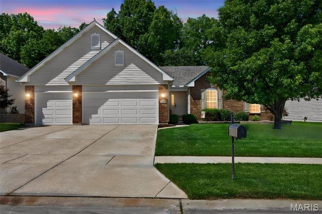 1013 Roosevelt Drive, Wentzville, MO 63385