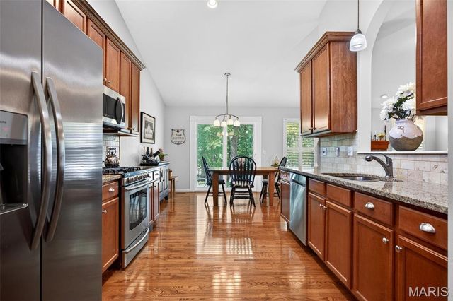 1013 Roosevelt Drive, Wentzville, MO 63385