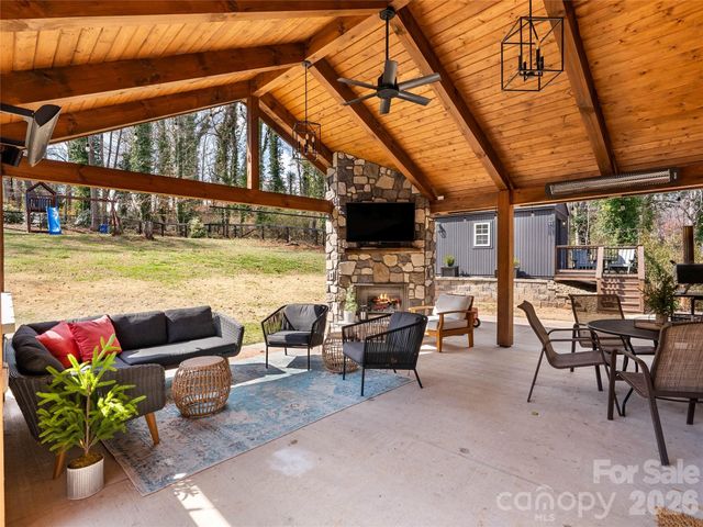 310 Case Street, Columbus, NC 28722