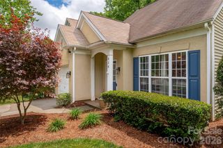 820 Autumn Rain Lane, Charlotte, NC 28209